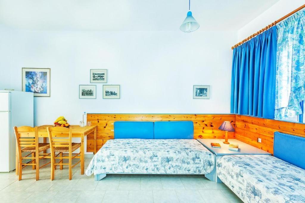 Xenios Faros Apartments Посіді Екстер'єр фото